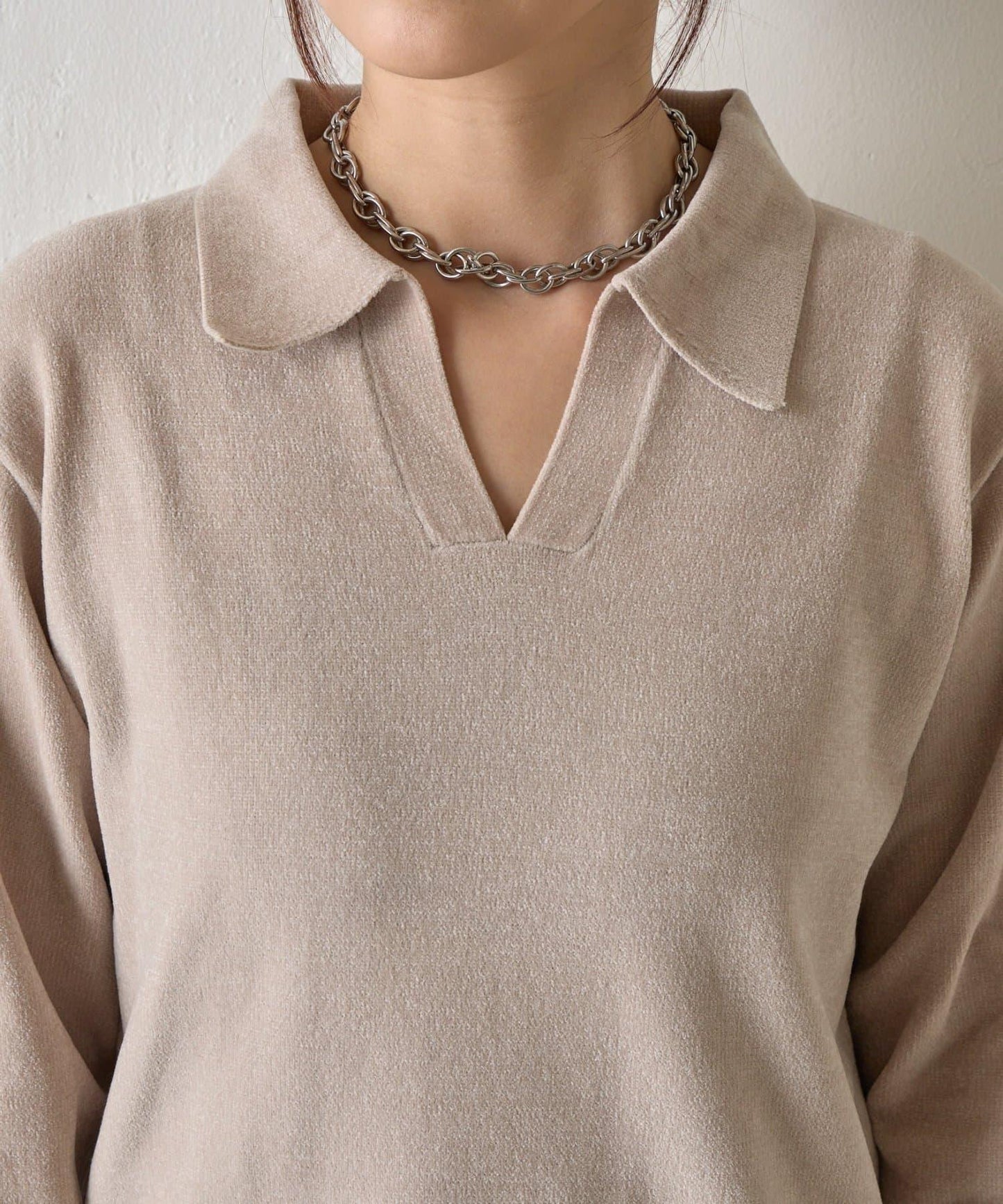 天鵝絨紗線開領翻領針織衫