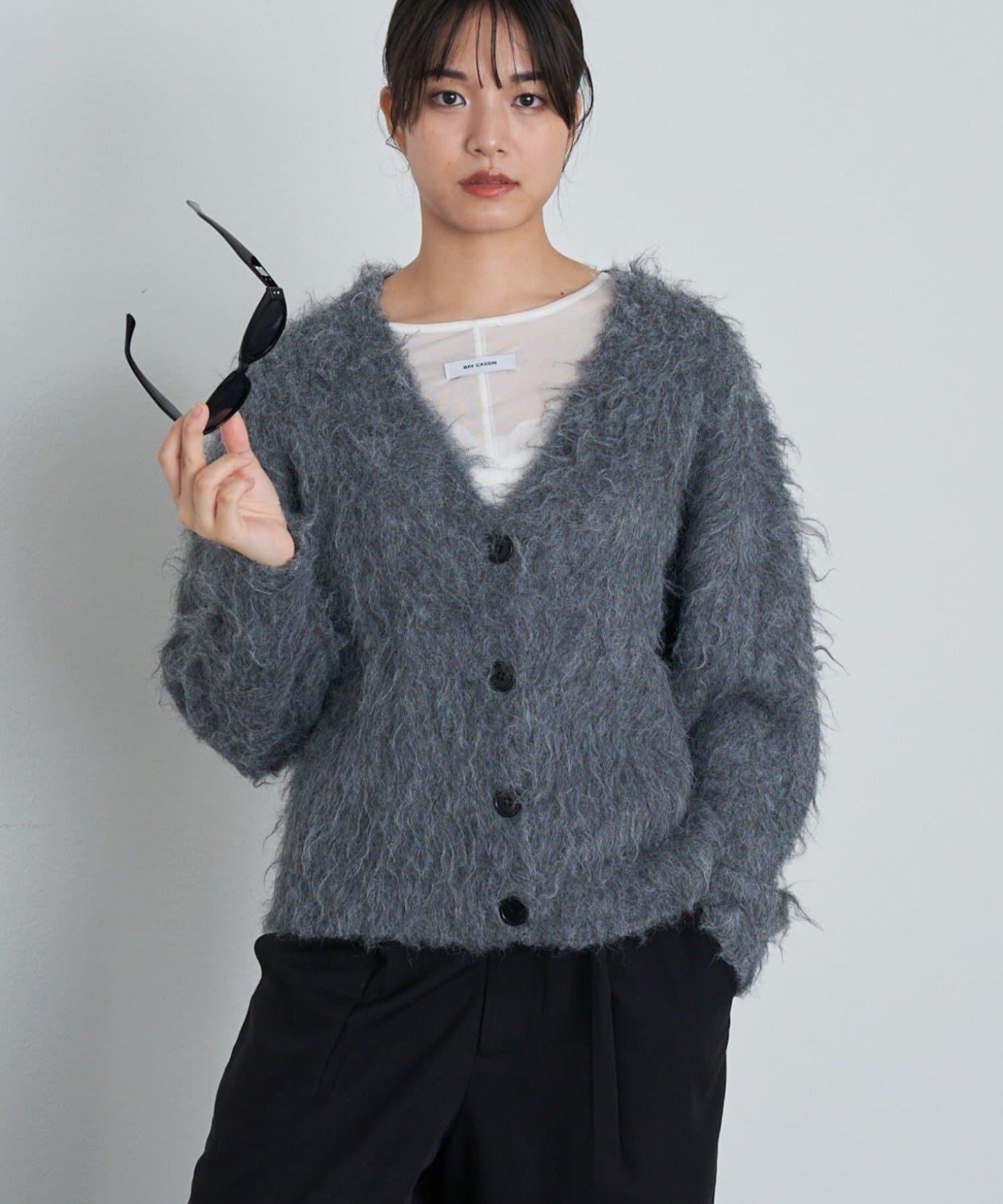 【RAY CASSIN】長毛V領寬鬆開衫