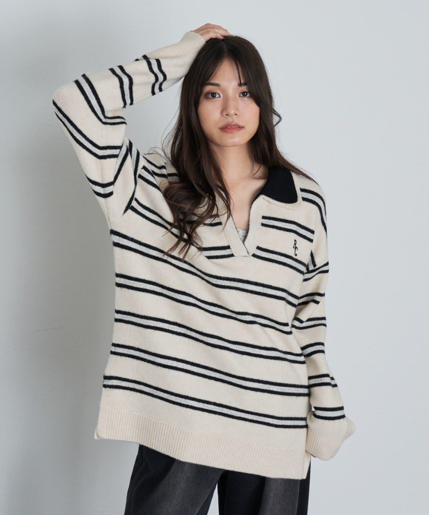 條紋翻領刺繡針織衫