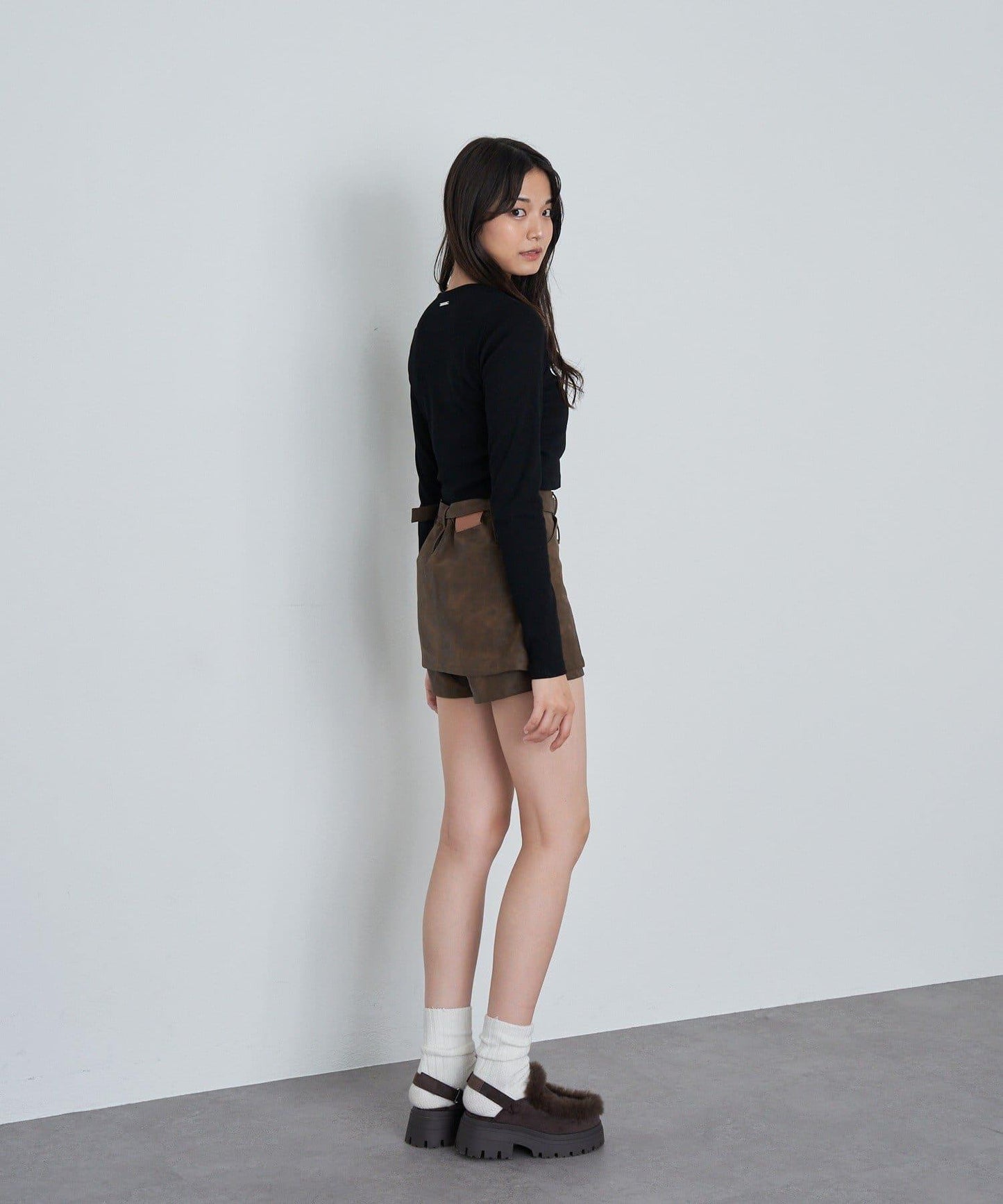 水鑽標誌短款長袖T恤