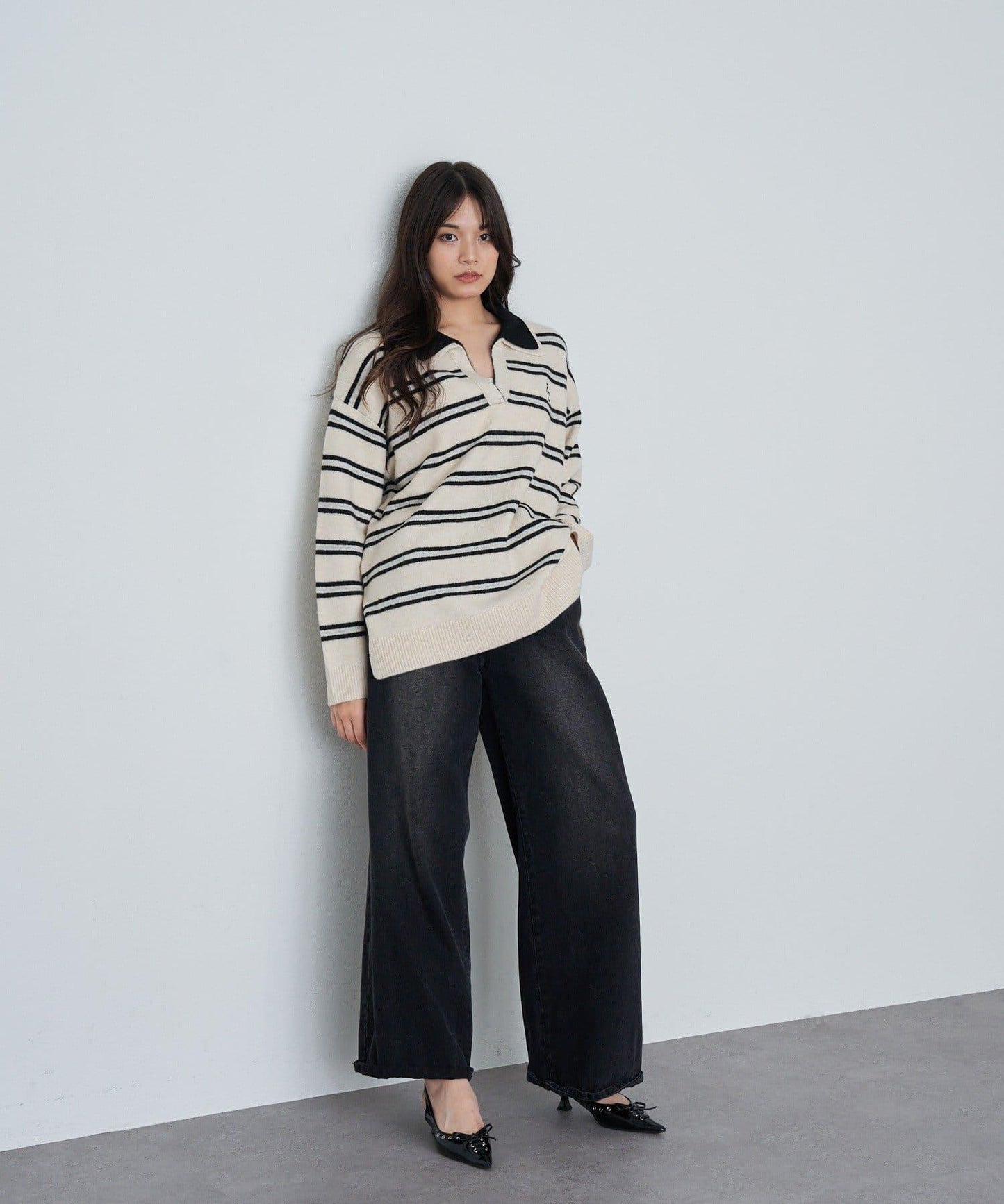 條紋翻領刺繡針織衫