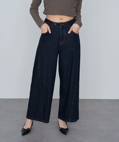 鉚釘裝飾寬鬆牛仔褲