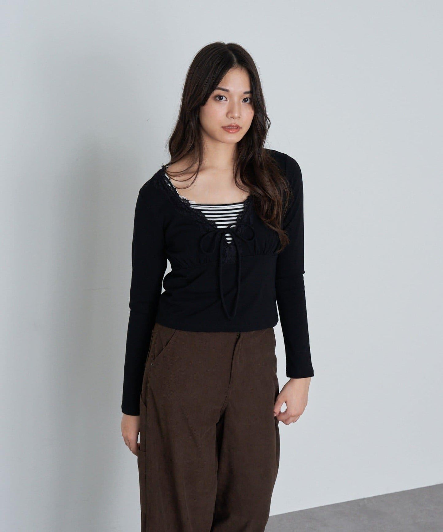 蕾絲拼接長袖T恤