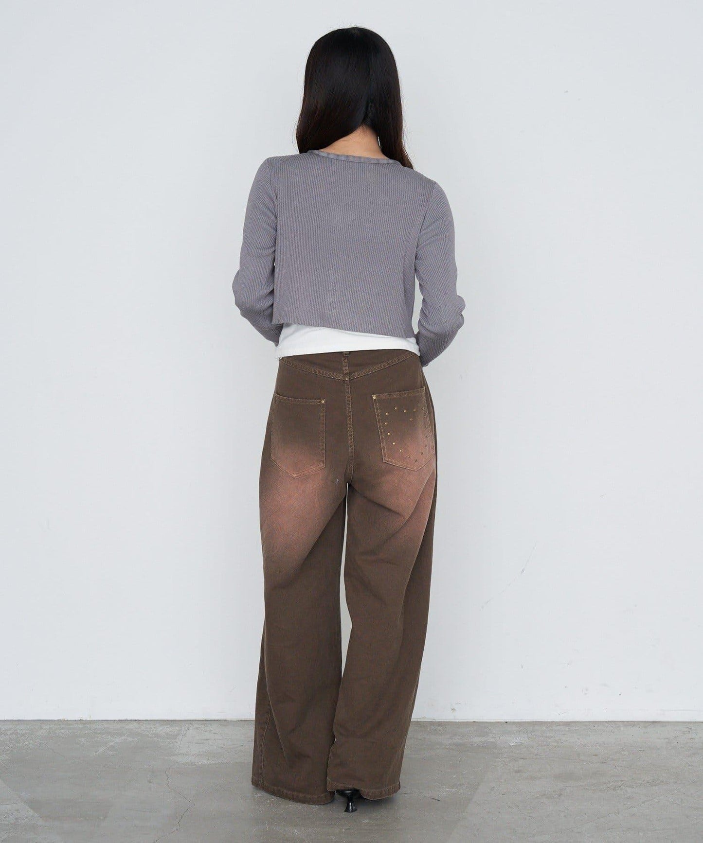 鉚釘裝飾寬鬆牛仔褲