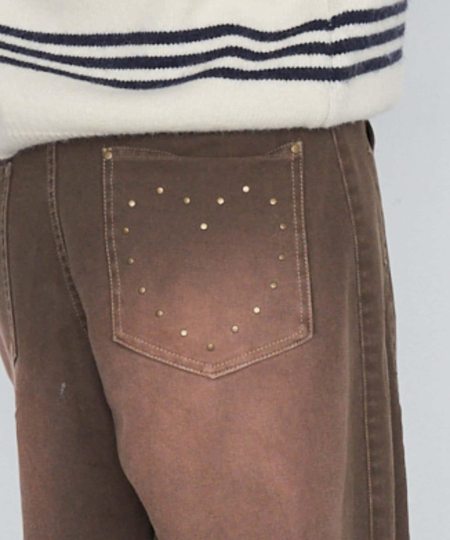 鉚釘裝飾寬鬆牛仔褲