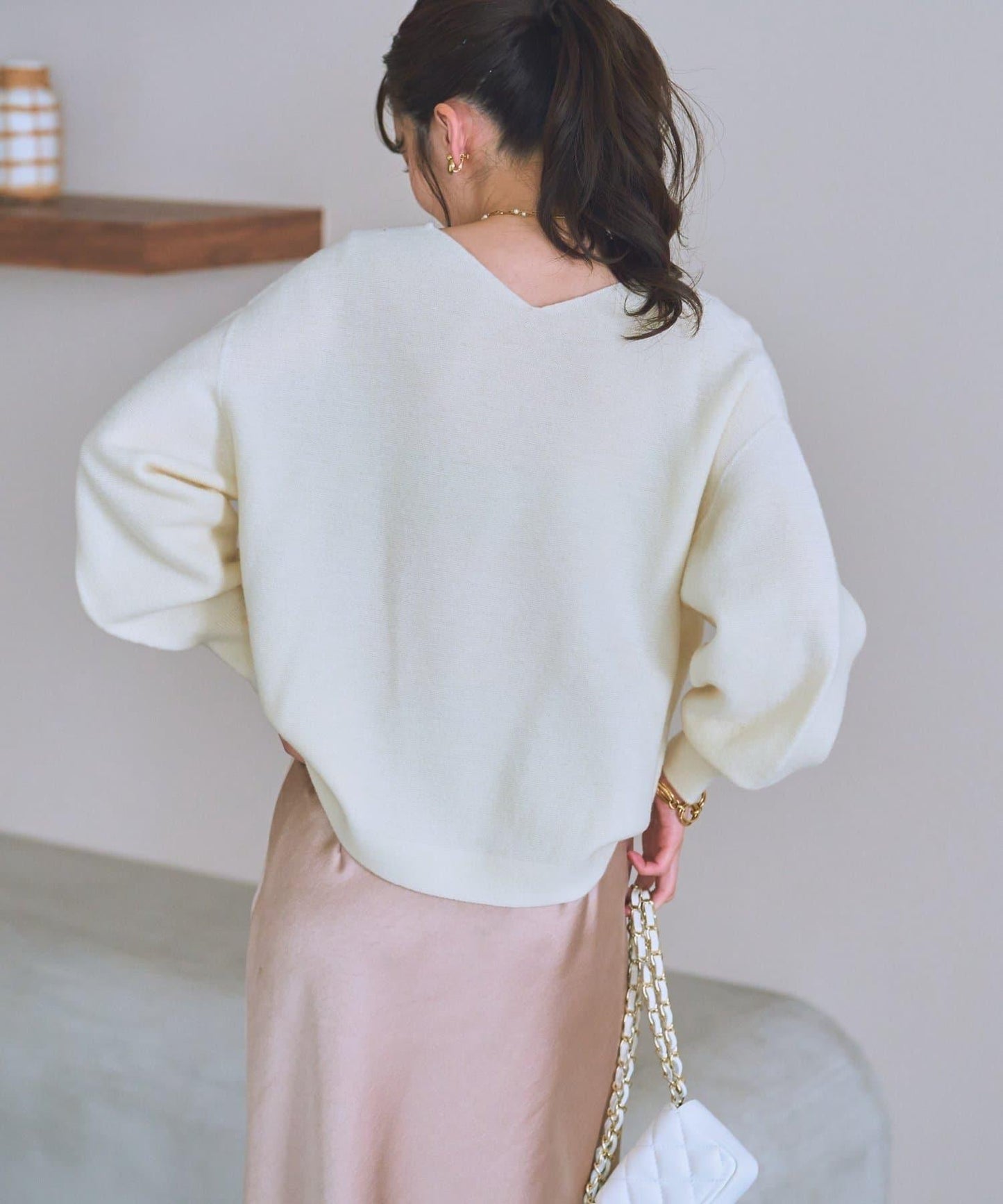 100%羊毛高縮絨V領針織衫