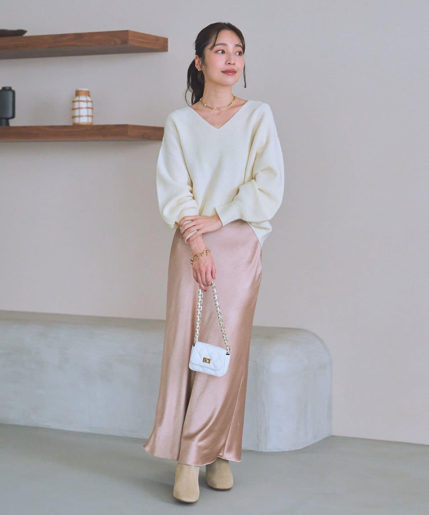 100%羊毛高縮絨V領針織衫