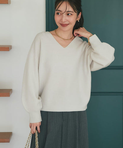 100%羊毛高縮絨V領針織衫