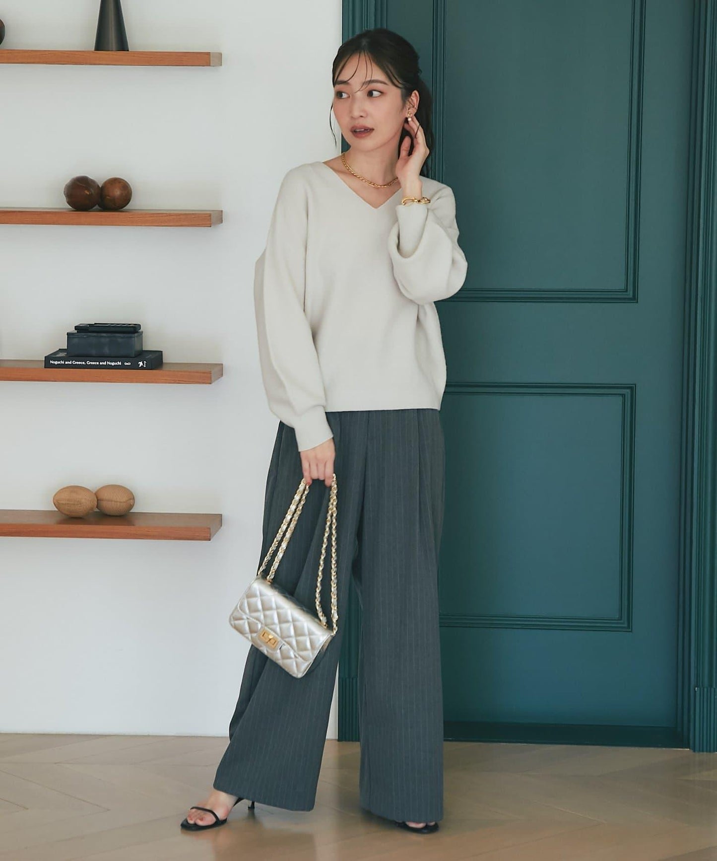 100%羊毛高縮絨V領針織衫