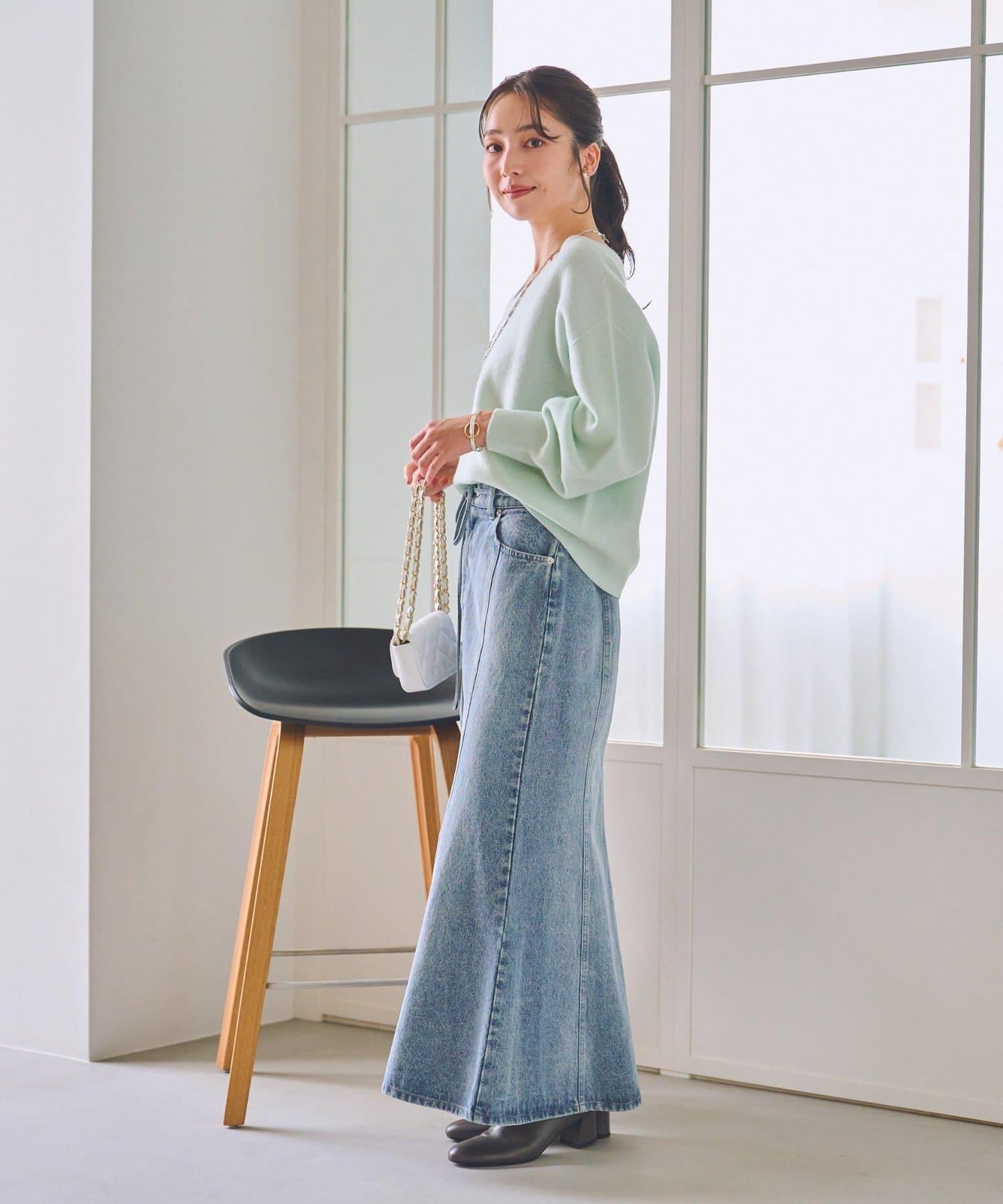 100%羊毛高縮絨V領針織衫