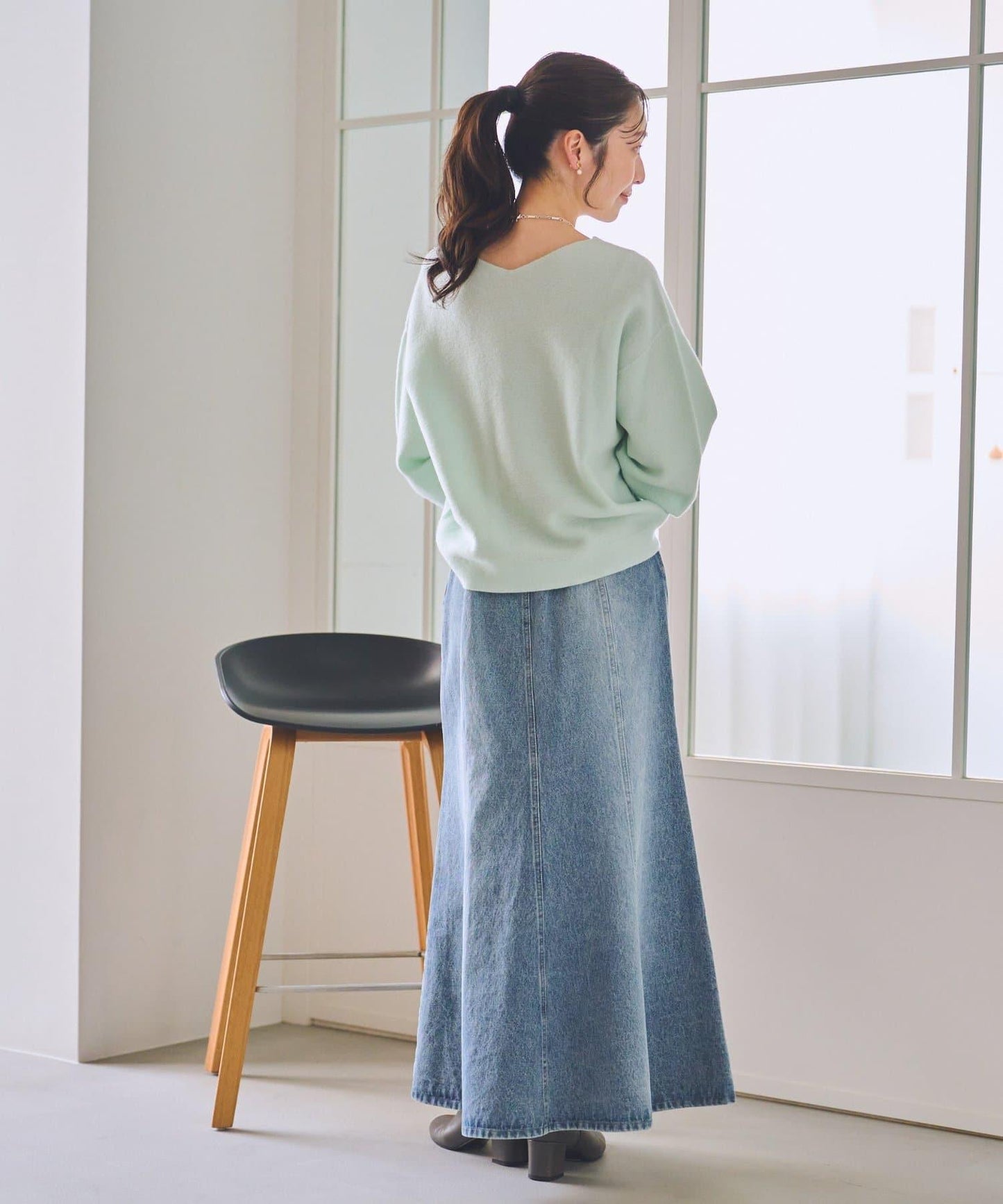 100%羊毛高縮絨V領針織衫