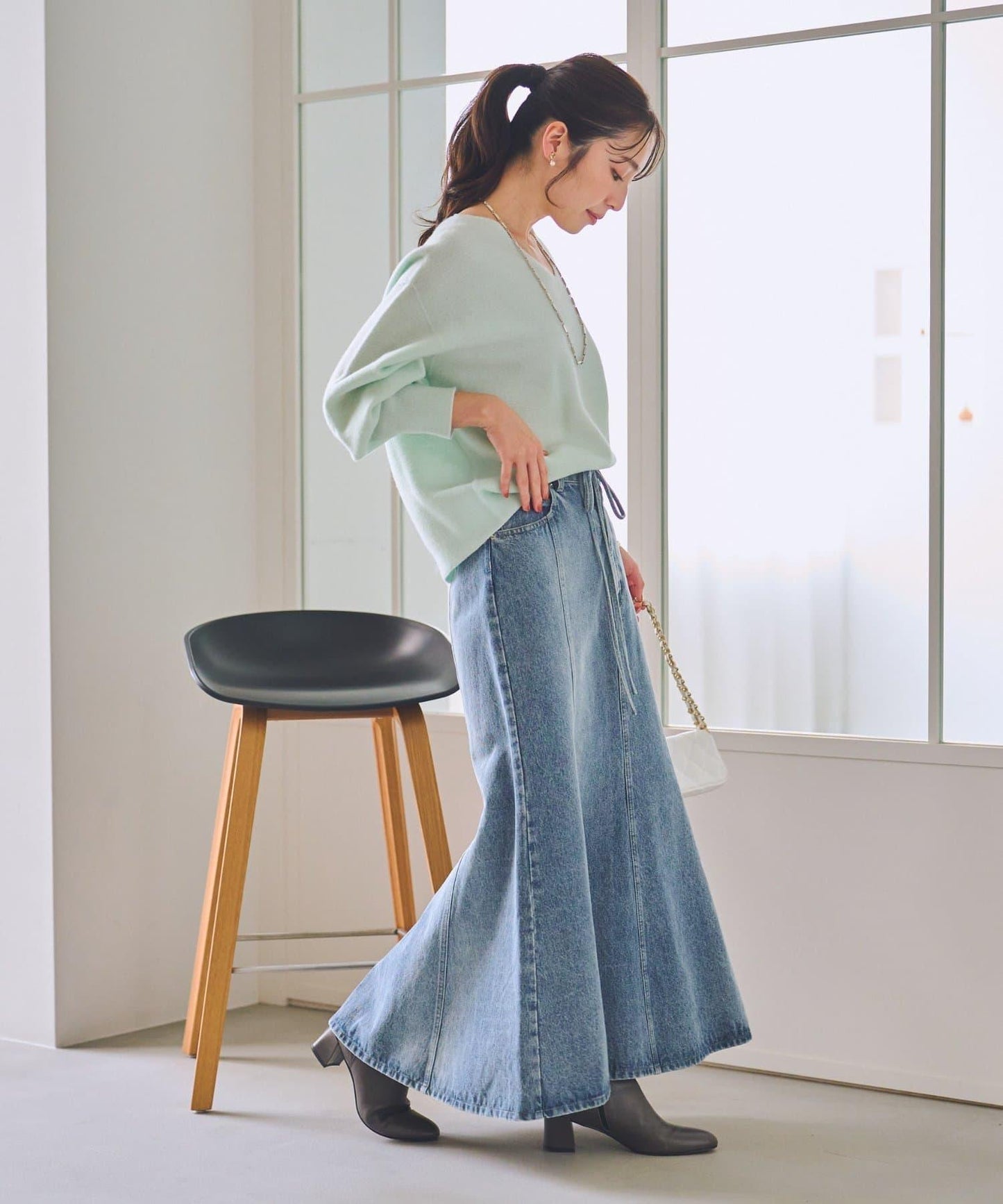 100%羊毛高縮絨V領針織衫