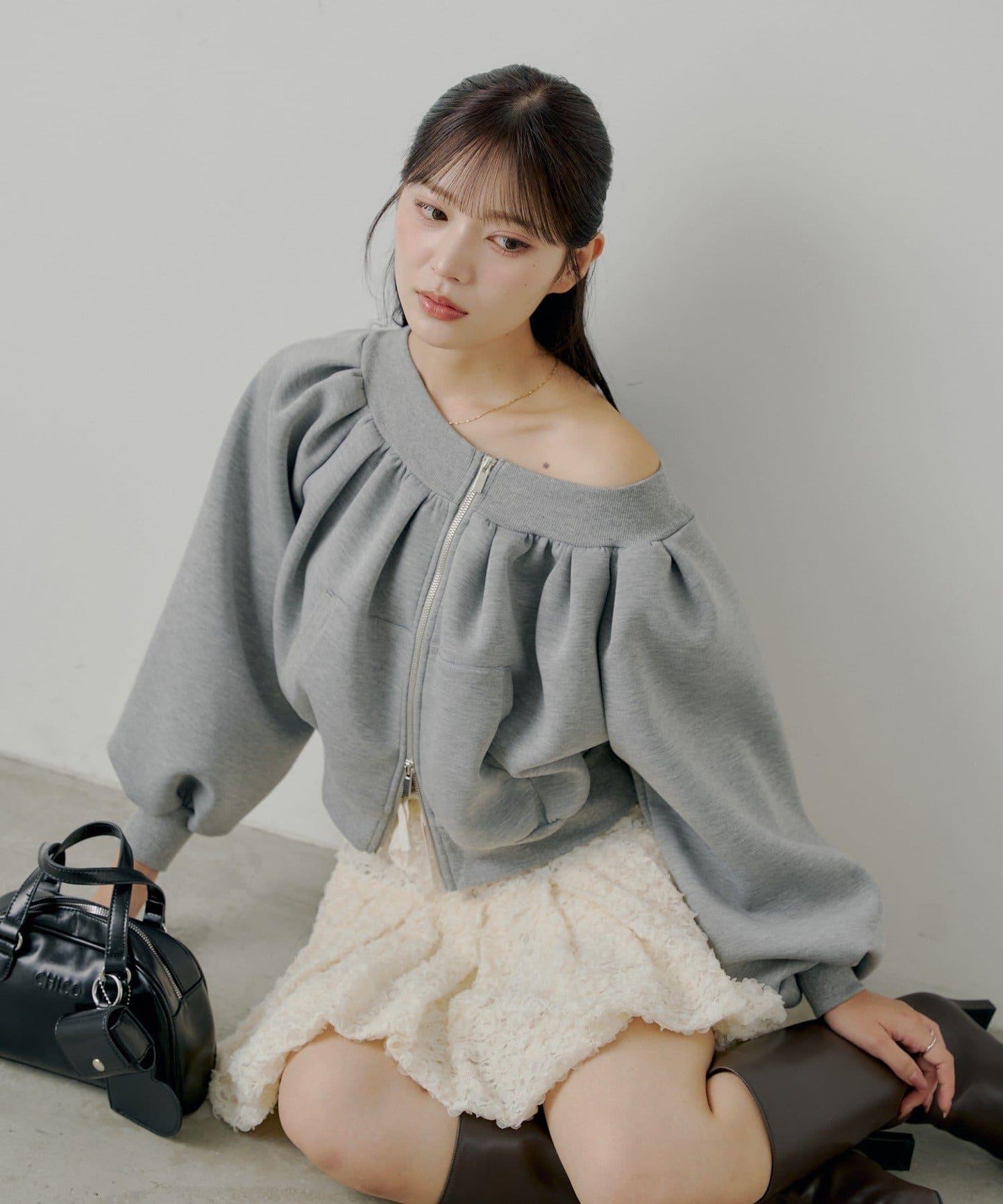 【Chico】2WAY一字肩雙拉鍊衛衣