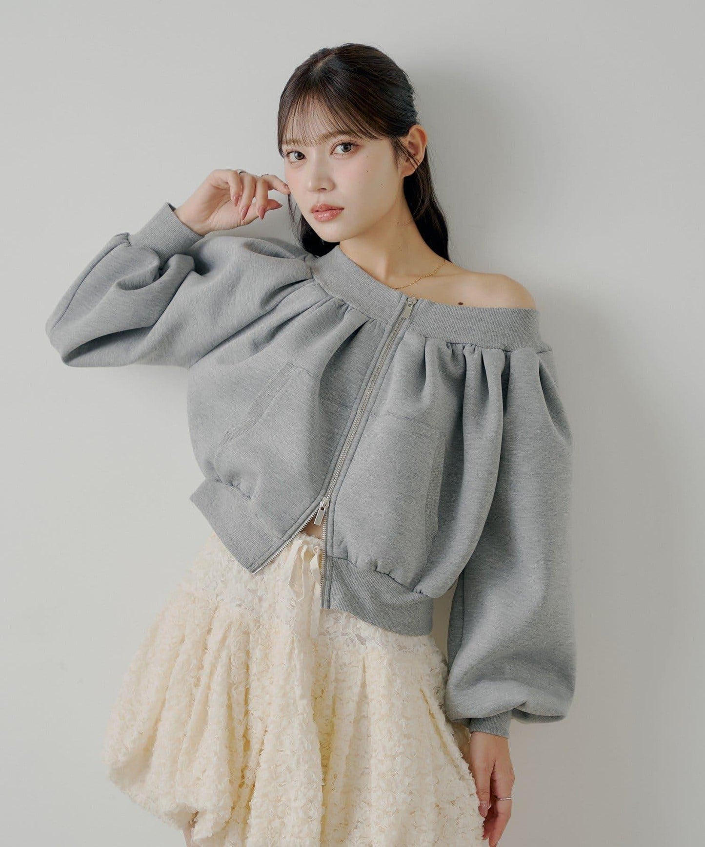 【Chico】2WAY一字肩雙拉鍊衛衣