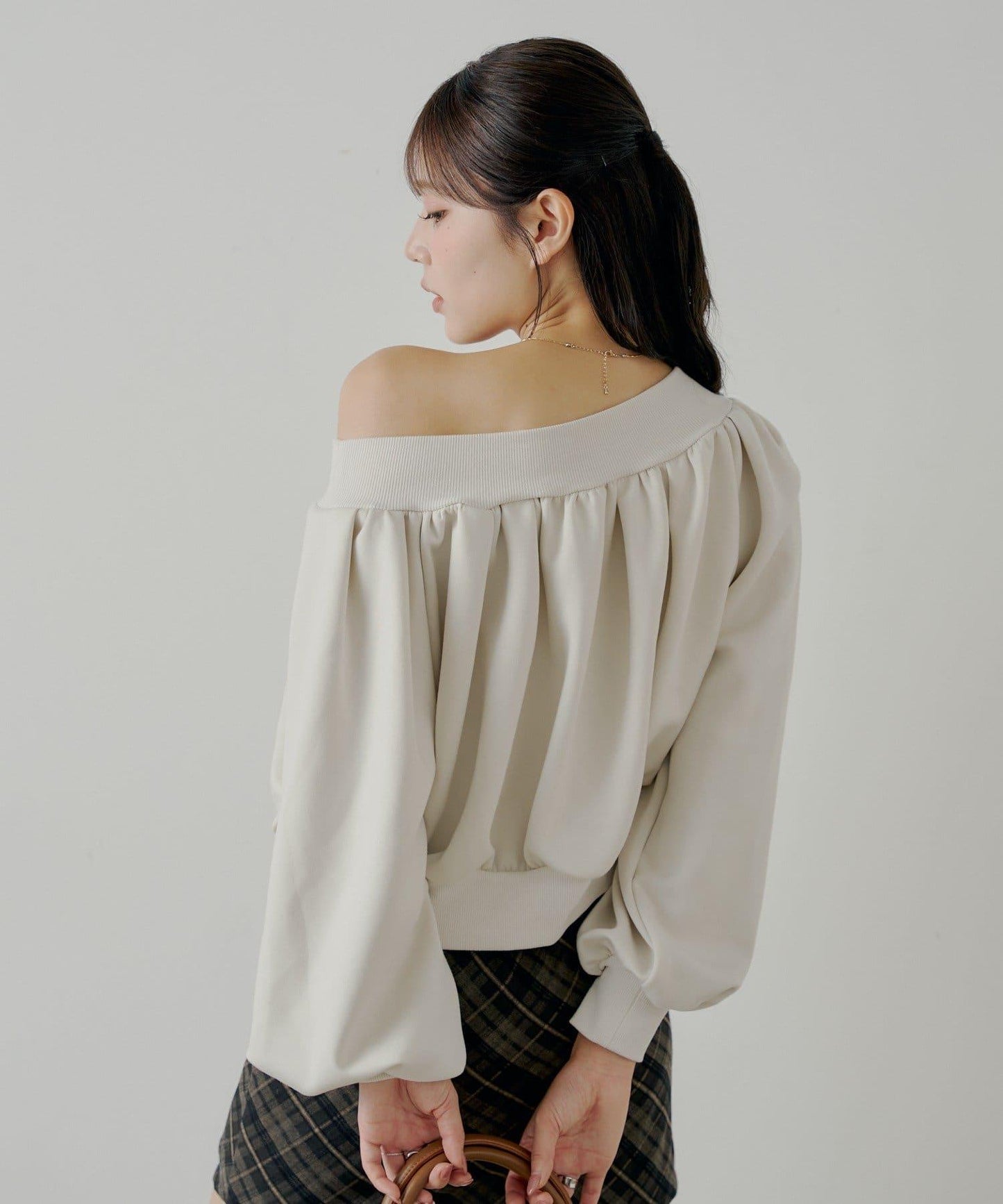 【Chico】2WAY一字肩雙拉鍊衛衣