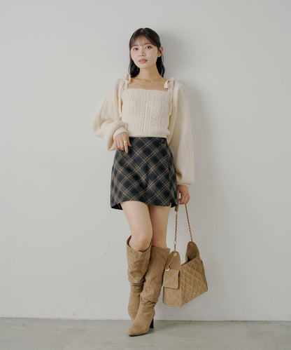 【Chico】前裹設計迷你裙褲