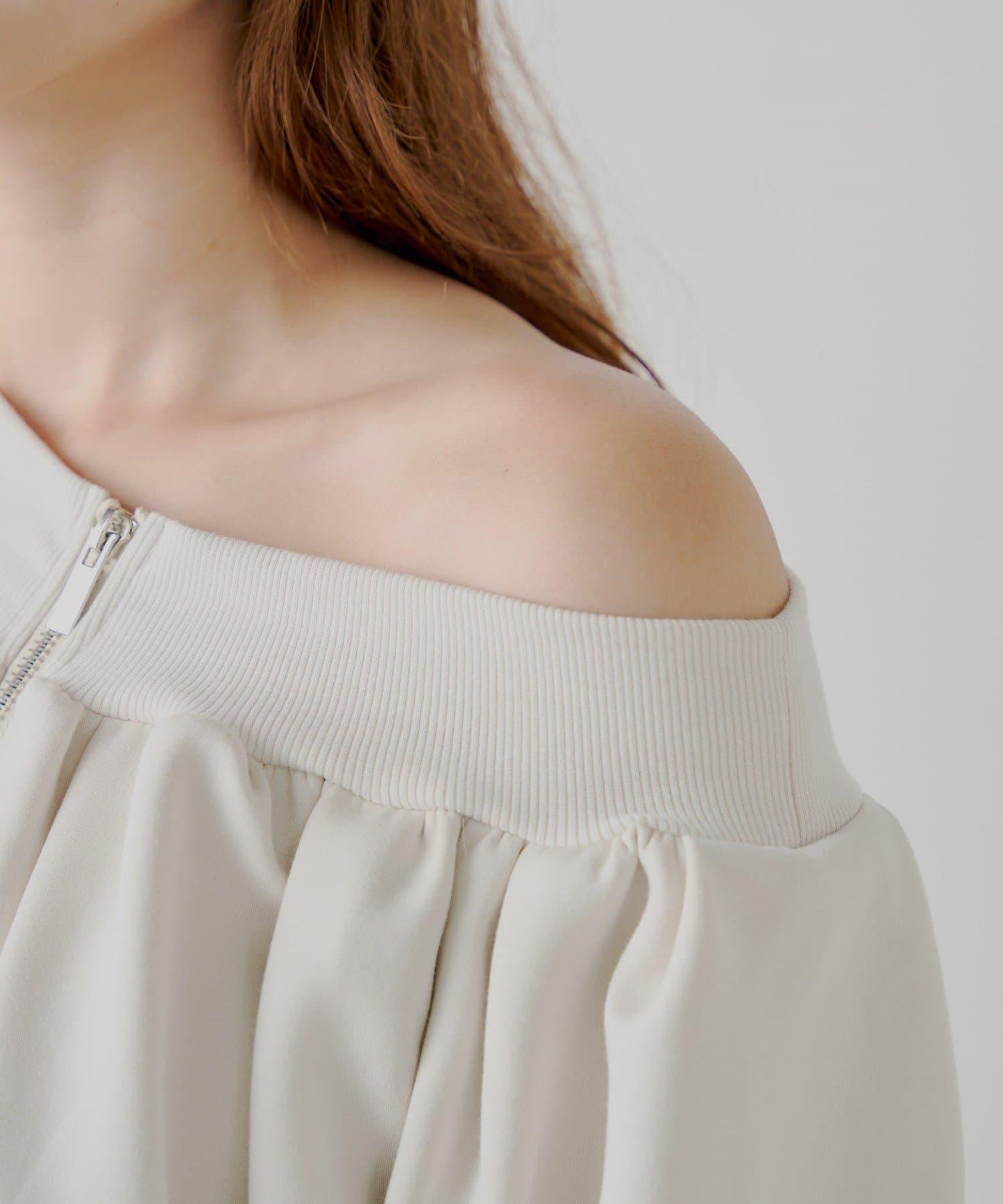 【Chico】2WAY一字肩雙拉鍊衛衣