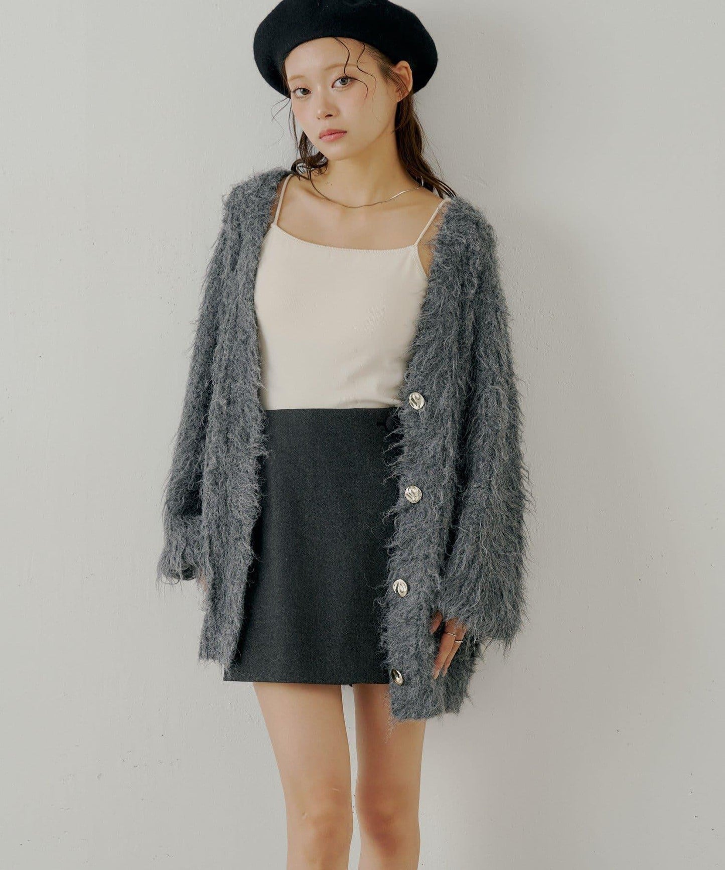 【Chico】前裹設計迷你裙褲