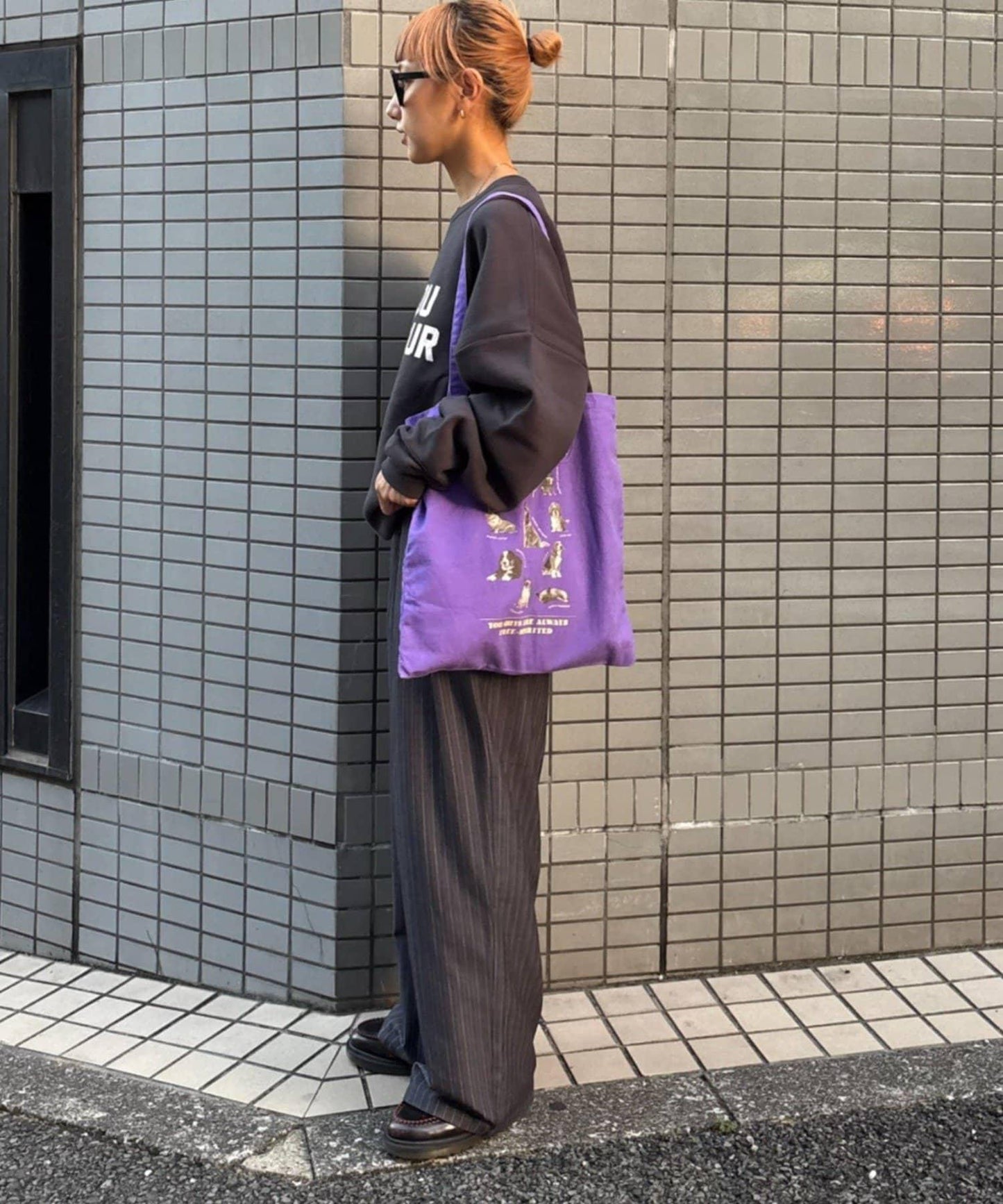 【SOUNDSGOOOOD】犬印花掛飾帶手提包