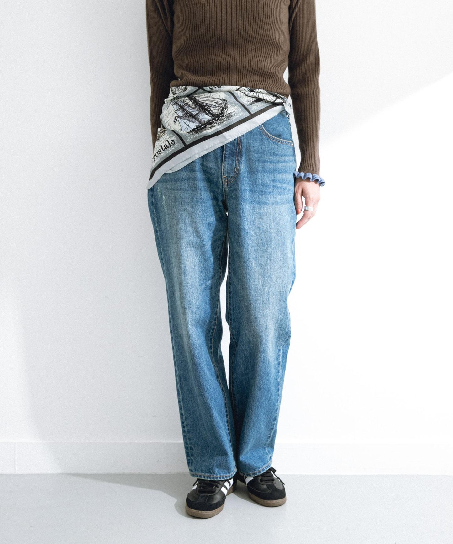 AULENTTI 大尺寸復古圖案絲巾