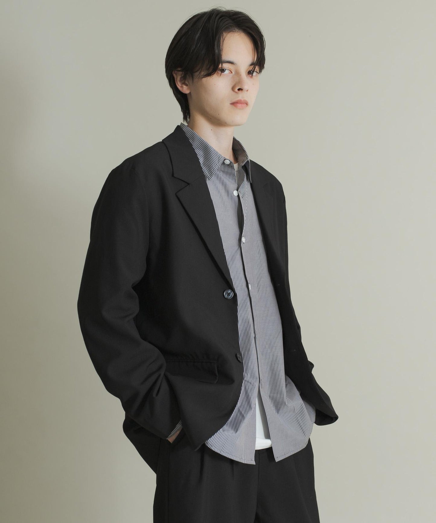 舒適剪裁西裝外套