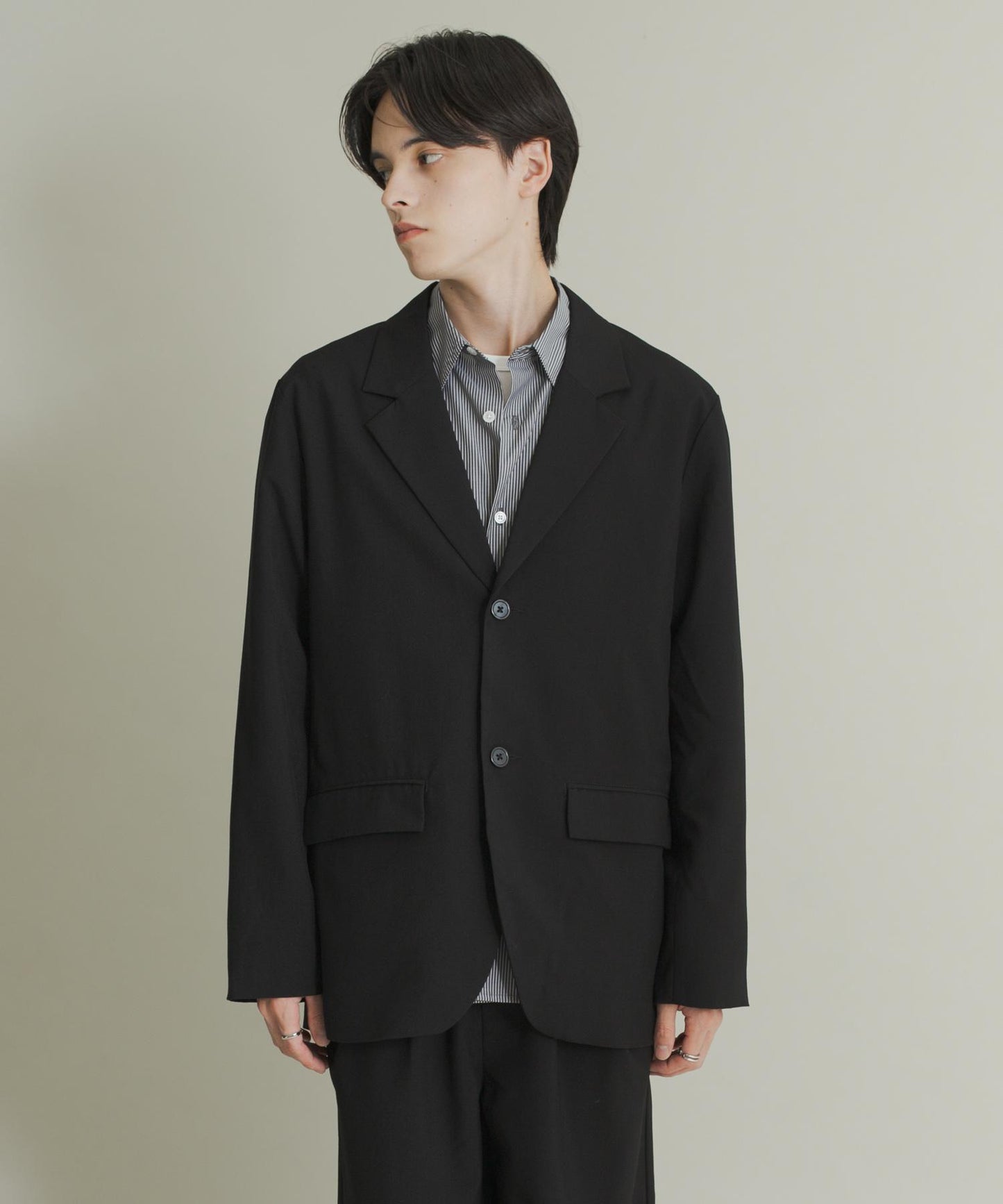 舒適剪裁西裝外套