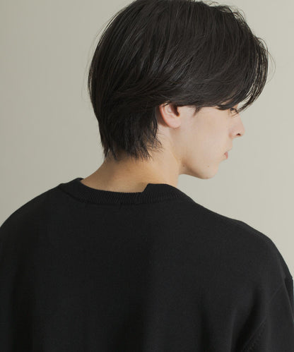 不對稱圓領針織衫