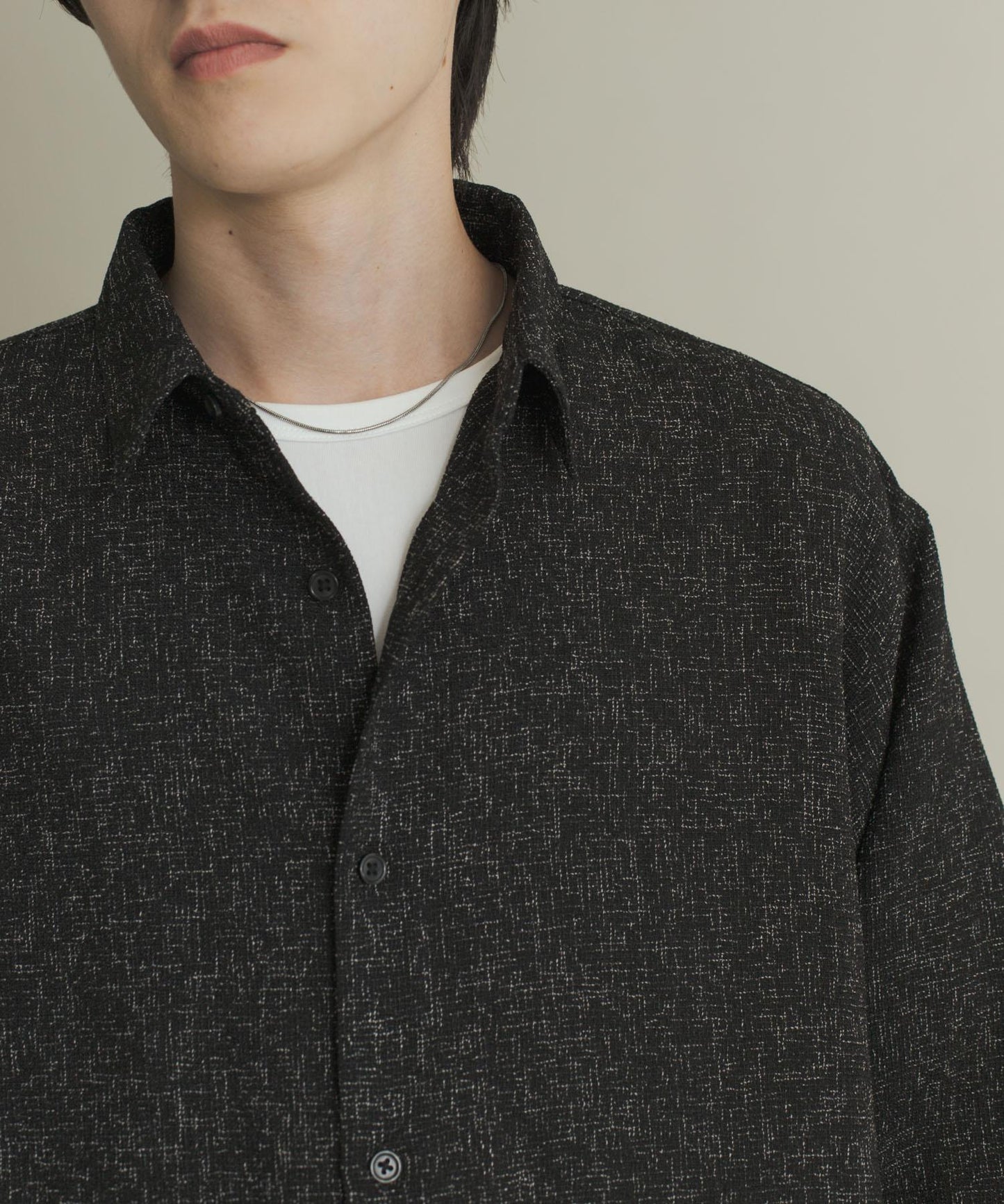 輕薄斜紋常規領襯衫