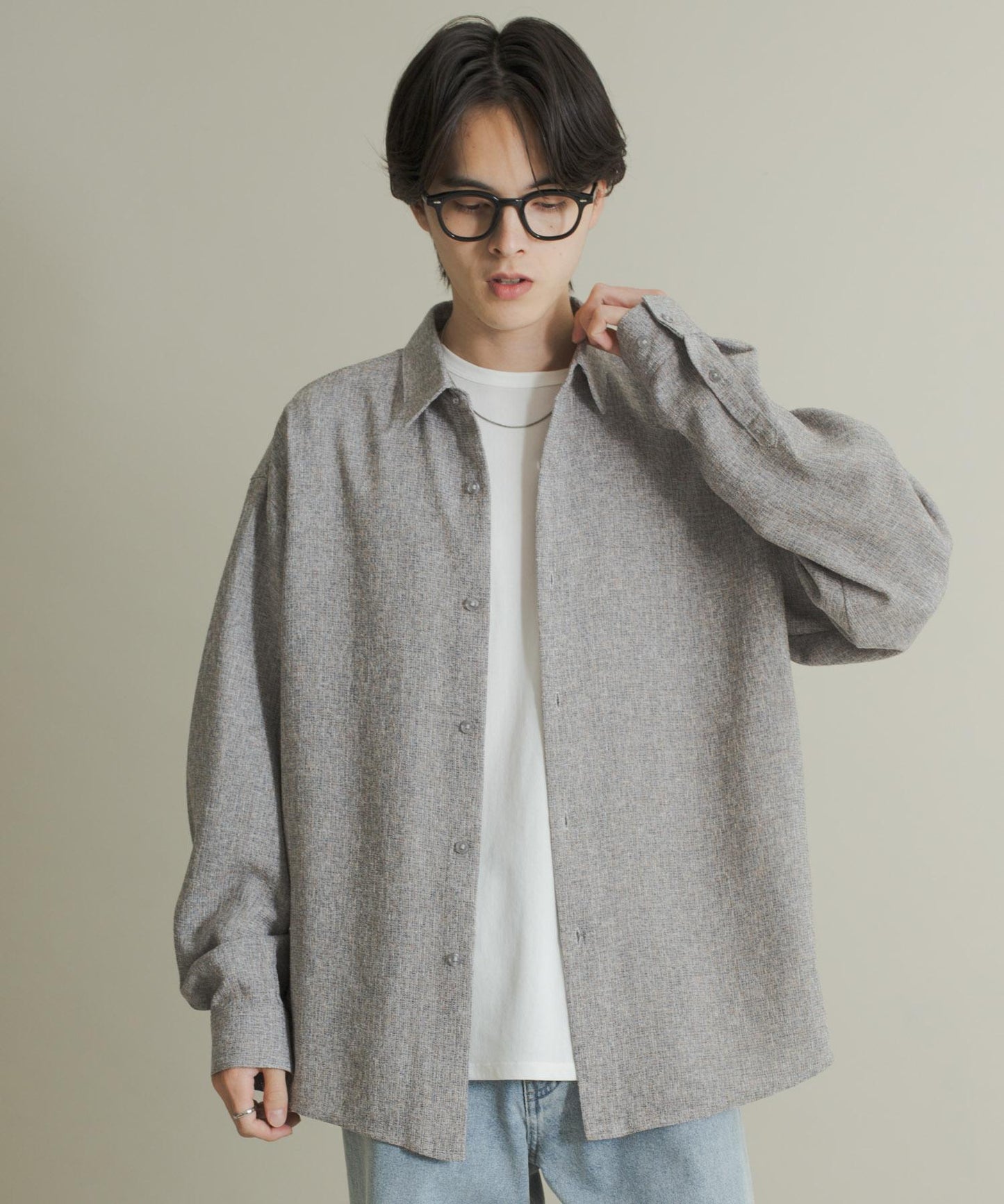 輕薄斜紋常規領襯衫