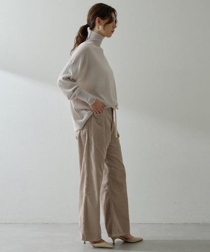 高密度寬鬆高領套頭衫