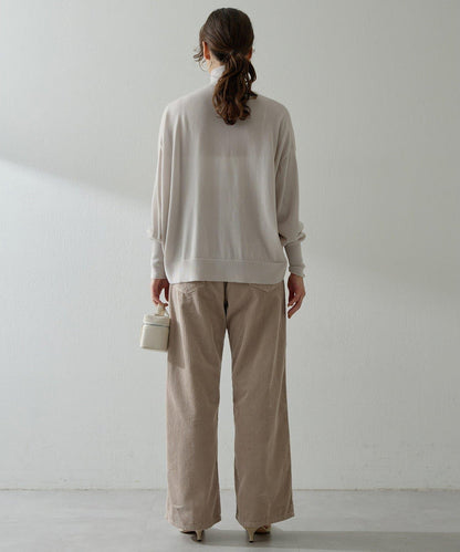 高密度寬鬆高領套頭衫