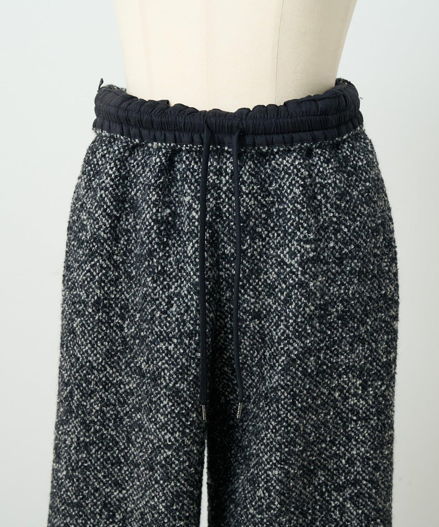 《近日開始》燈芯絨休閒褲