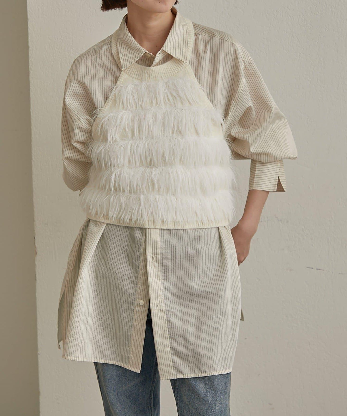 流蘇掛脖短上衣