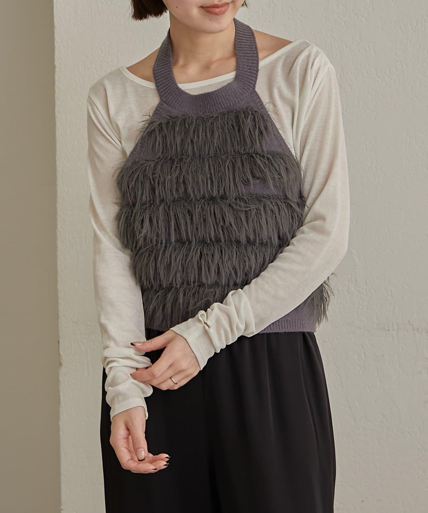 流蘇掛脖短上衣