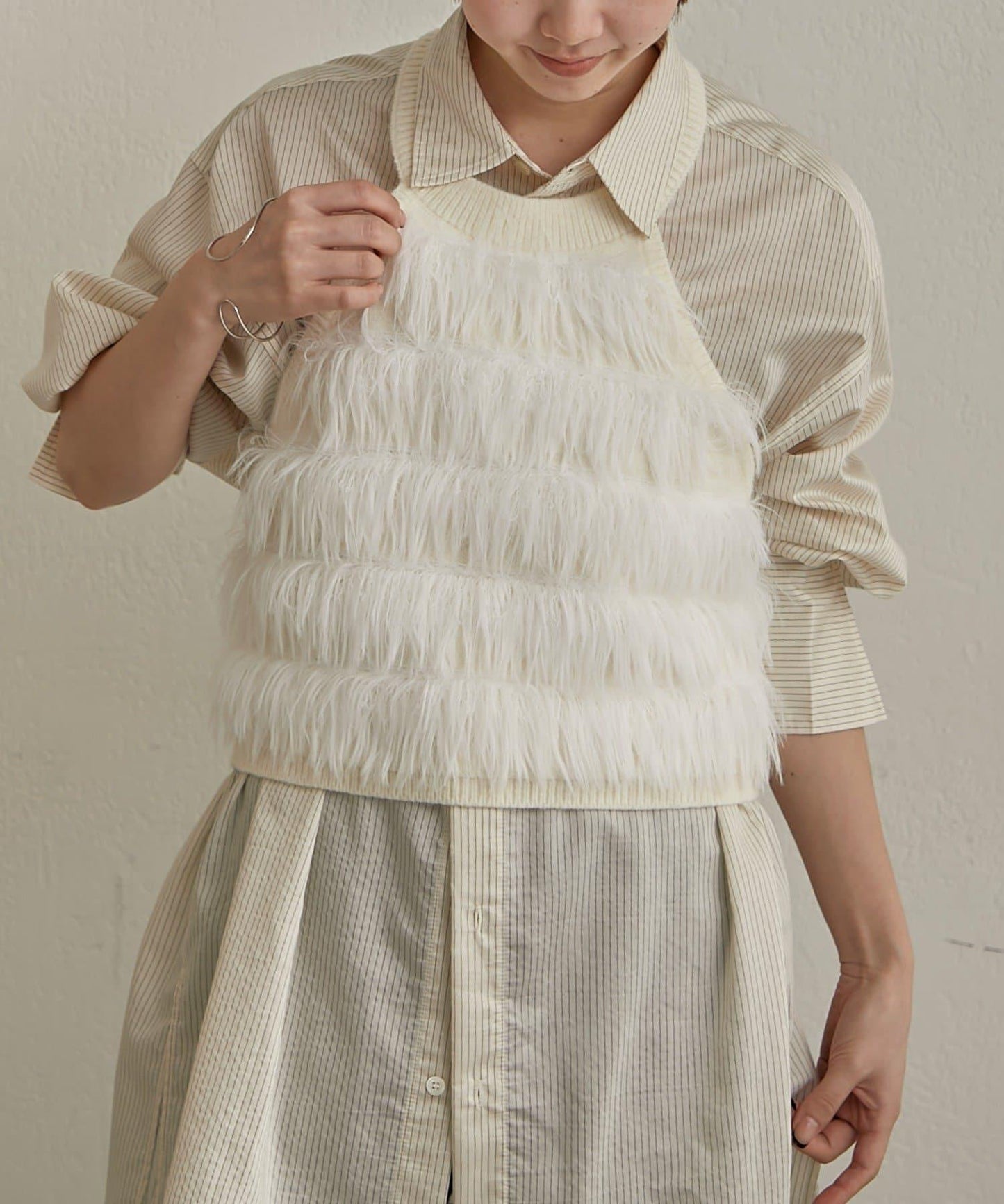 流蘇掛脖短上衣