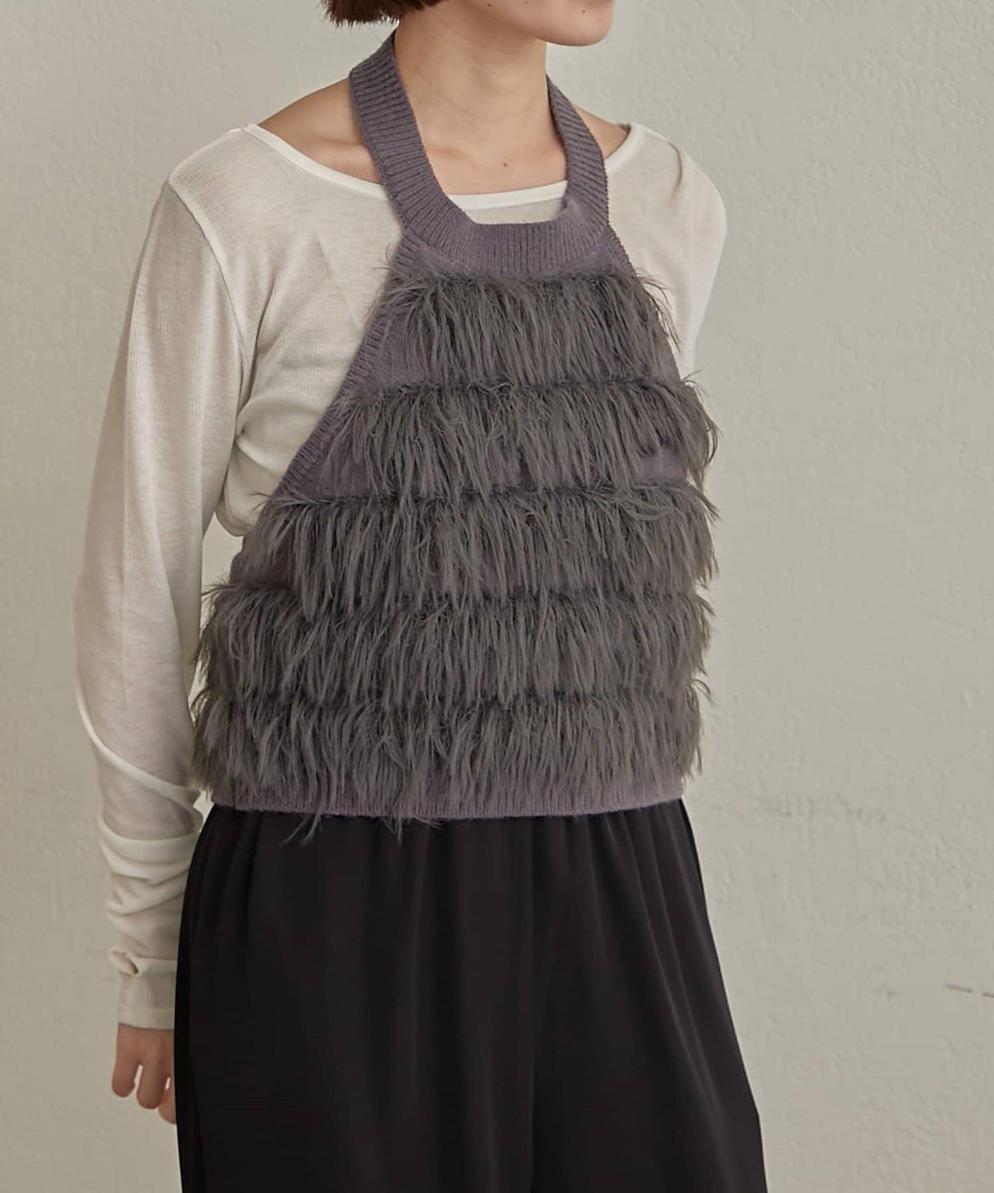 流蘇掛脖短上衣