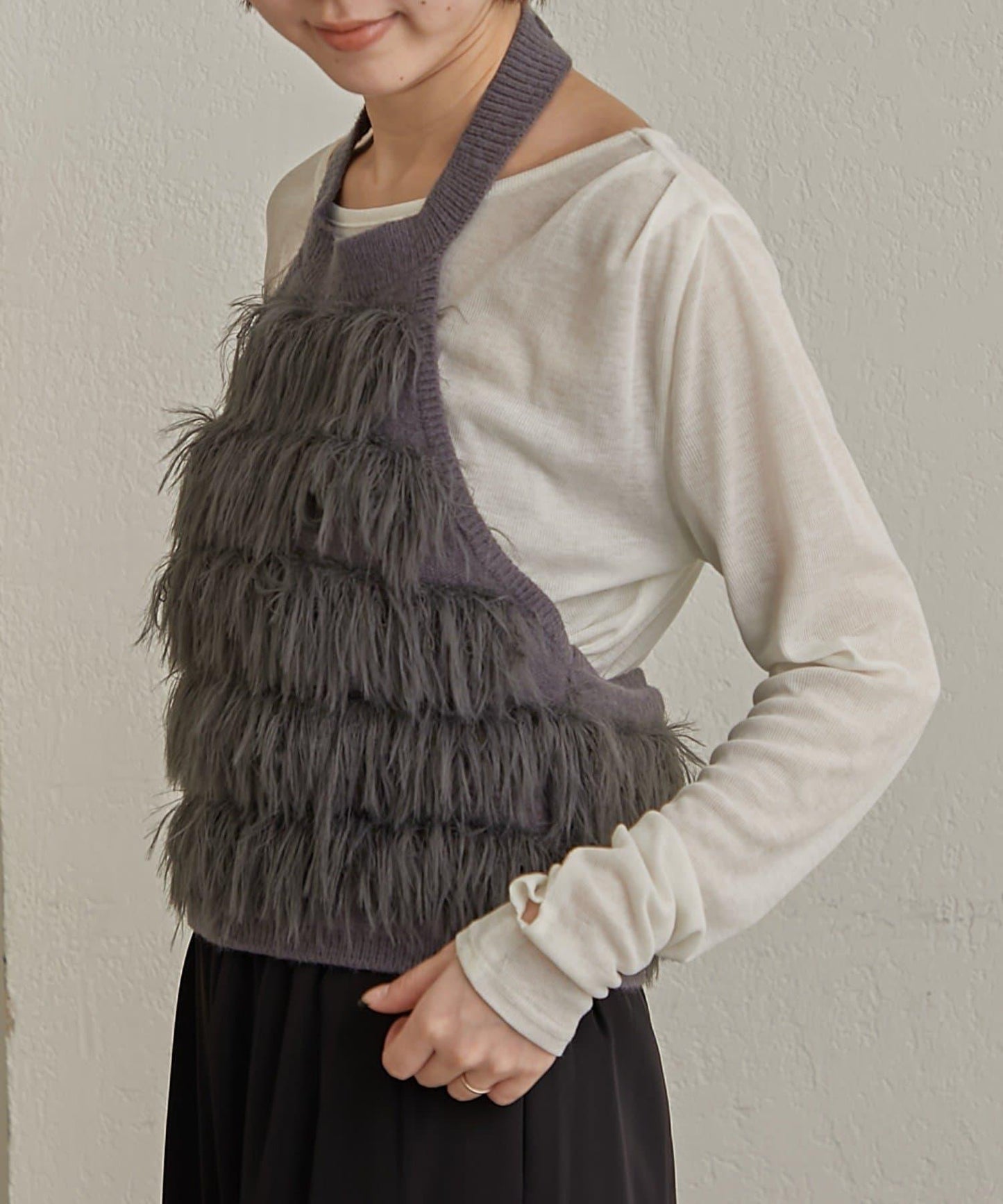 流蘇掛脖短上衣