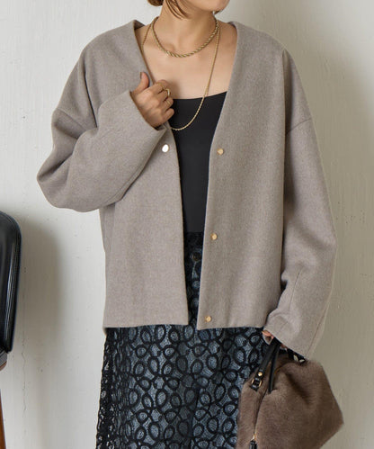 下襬褶飾短款夾克