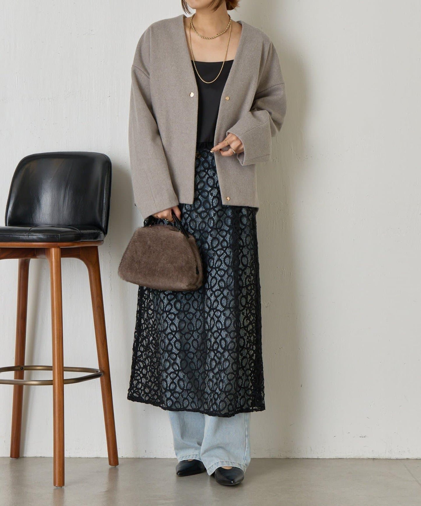 下襬褶飾短款夾克