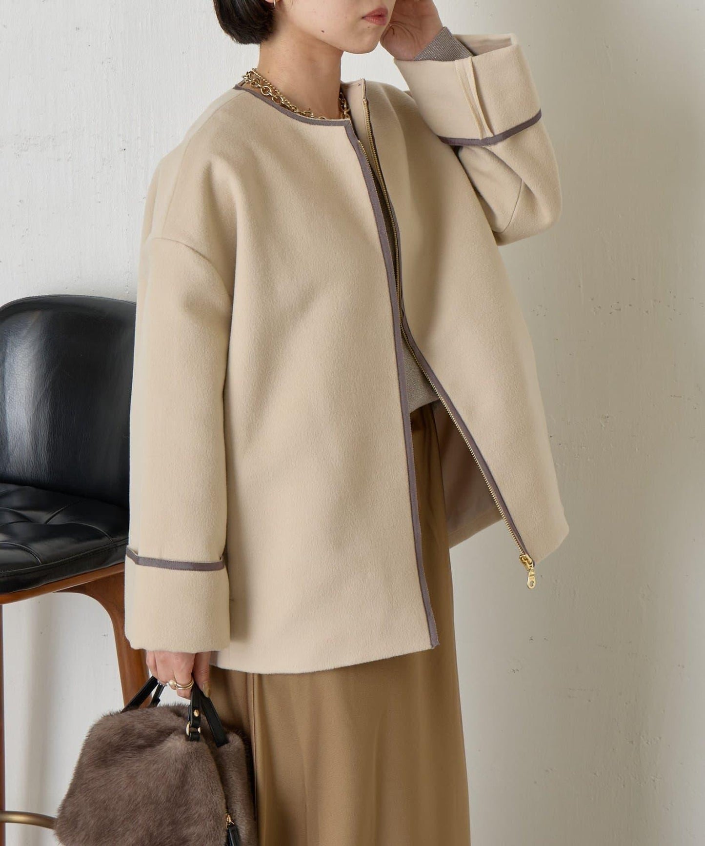 拼接線條繭型大衣