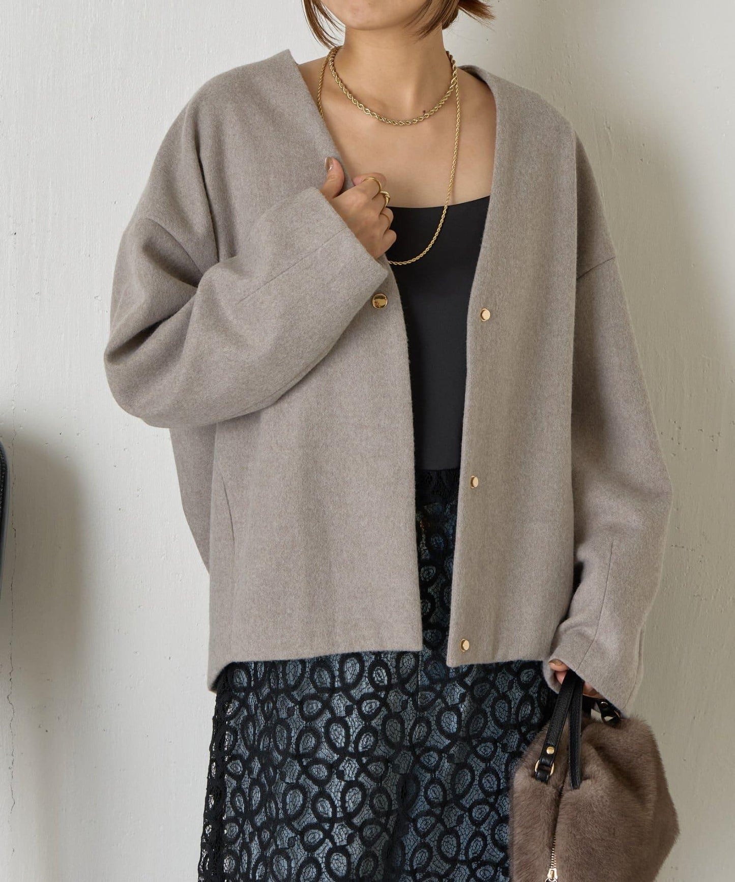 下襬褶飾短款夾克