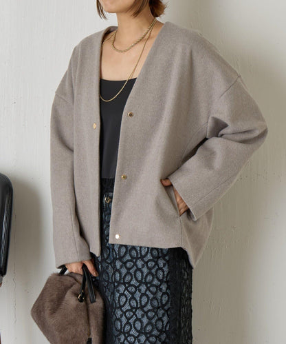 下襬褶飾短款夾克