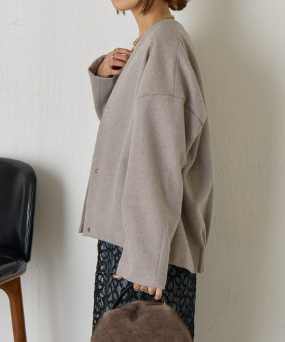 下襬褶飾短款夾克