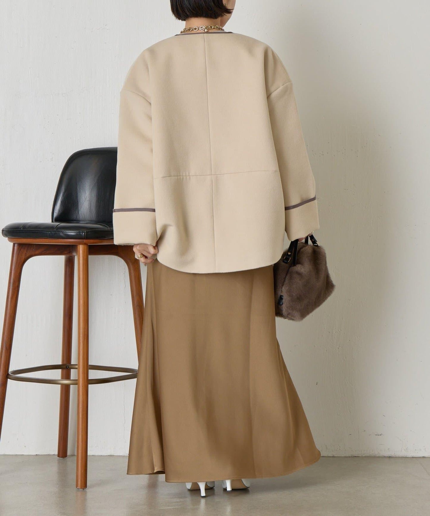 拼接線條繭型大衣