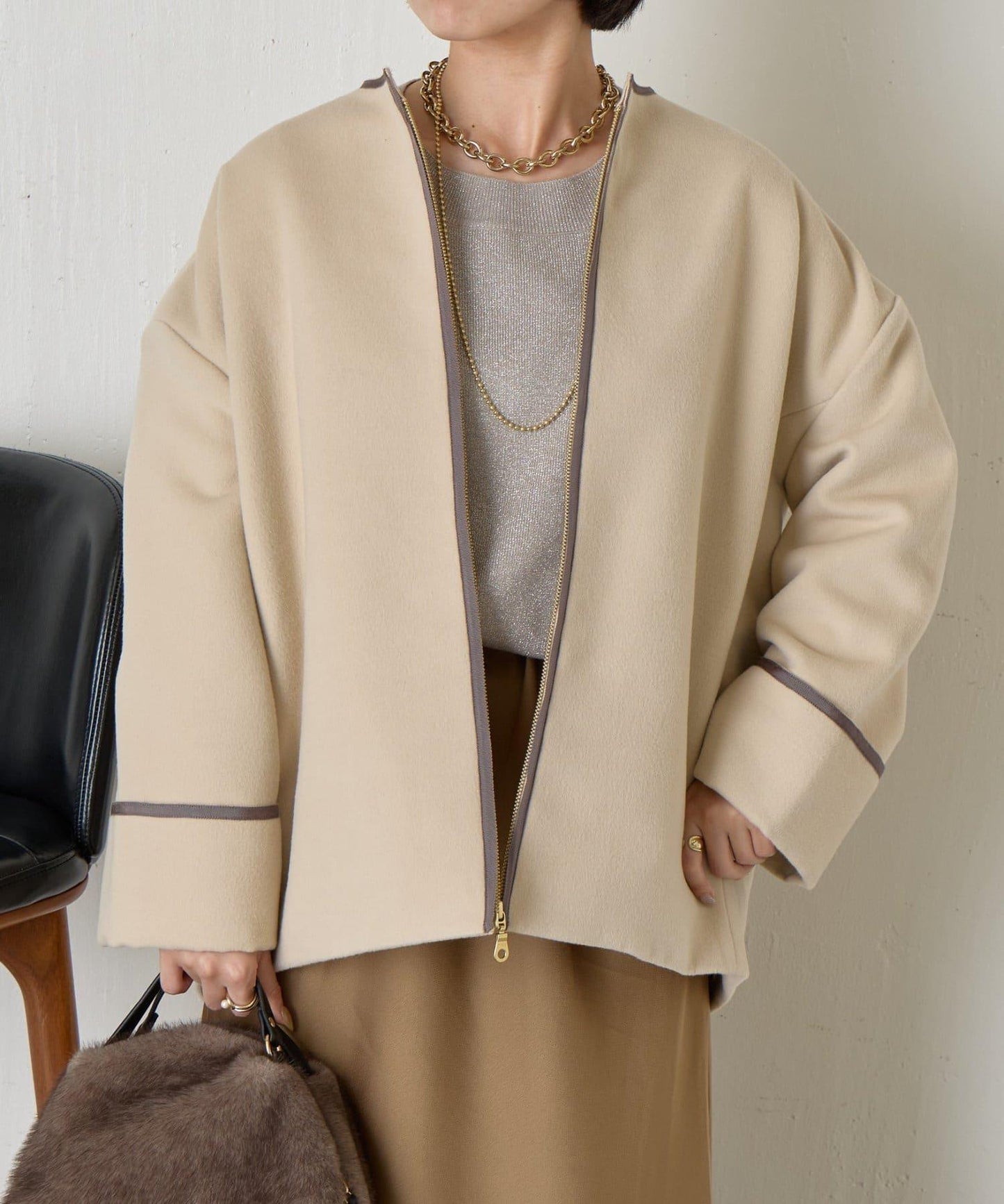 拼接線條繭型大衣