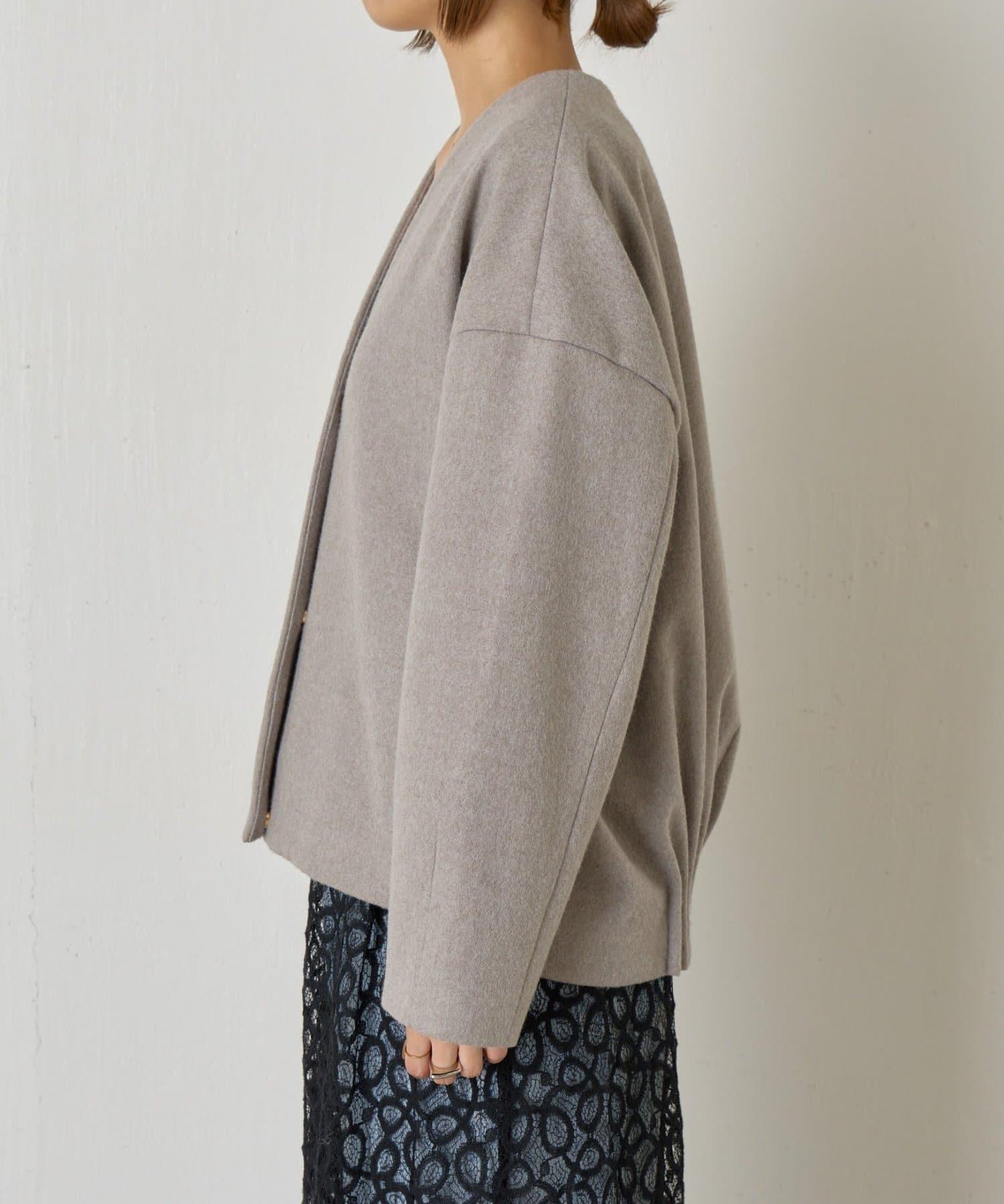 下襬褶飾短款夾克