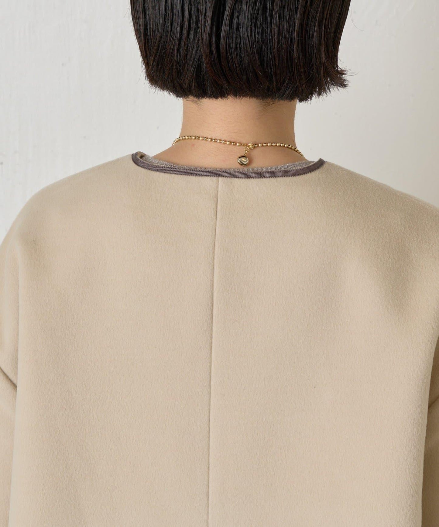 拼接線條繭型大衣