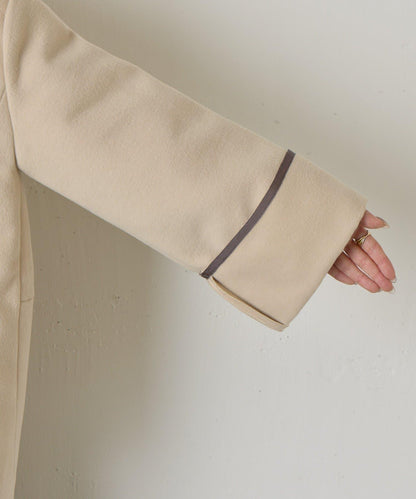 拼接線條繭型大衣