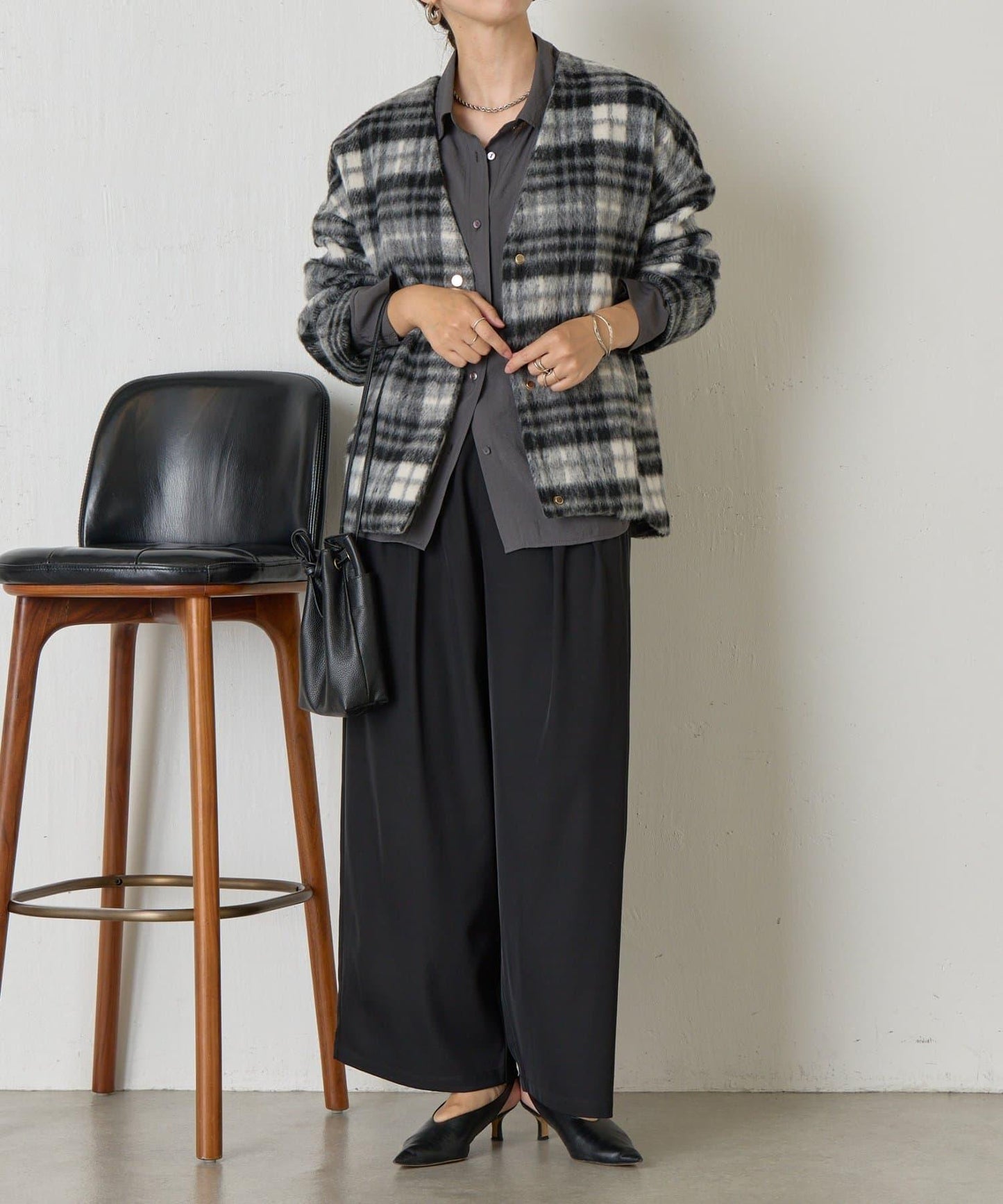 下襬褶飾短款夾克