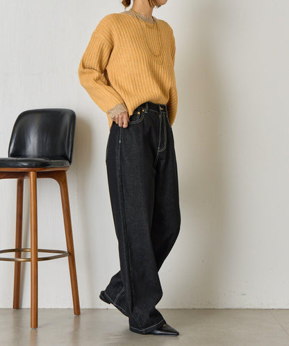 領口袖口拼色條紋亮絲針織衫